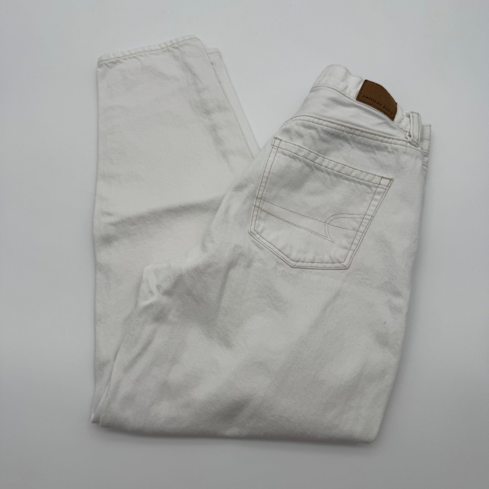 American Eagle Relaxed Mom Jeans White High Waisted Cotton Denim Size 2 Regular